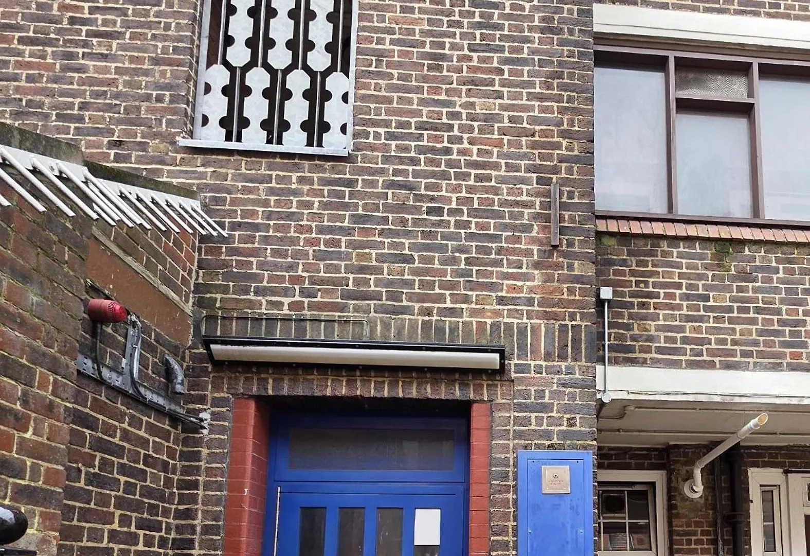 Budget Grey House London 0*,